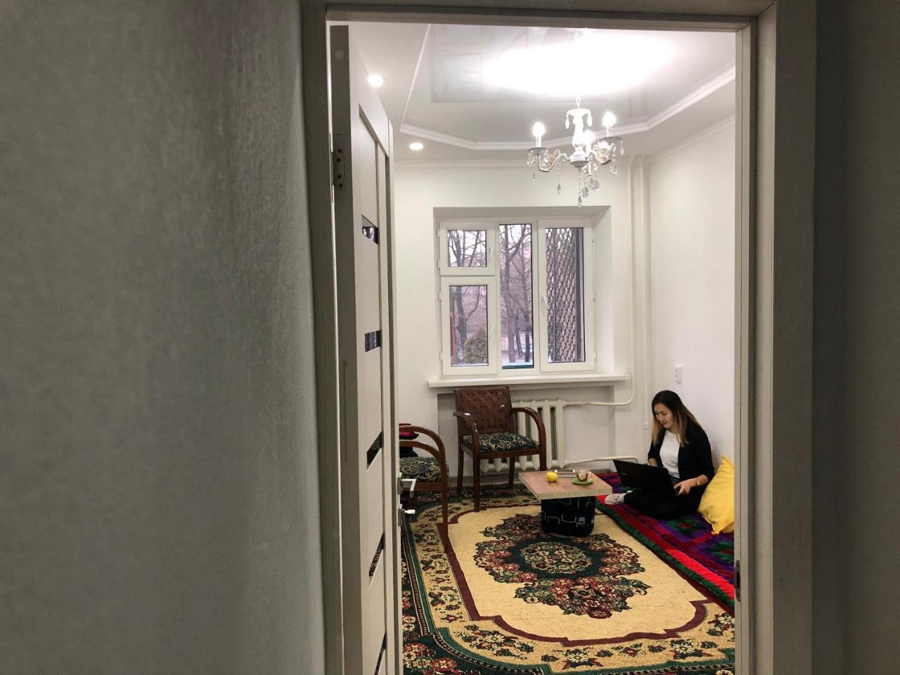 Flow Hostel บิชเคก ภายนอก รูปภาพ