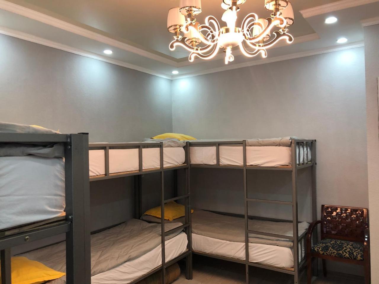 Flow Hostel บิชเคก ภายนอก รูปภาพ